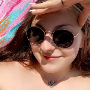 Meet your Posher, Jada